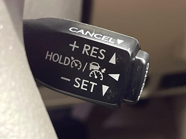 TOYOTA LANDCRUISER PRADO 2023 Image 31