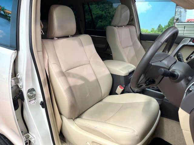 TOYOTA LANDCRUISER PRADO 2023 Image 31