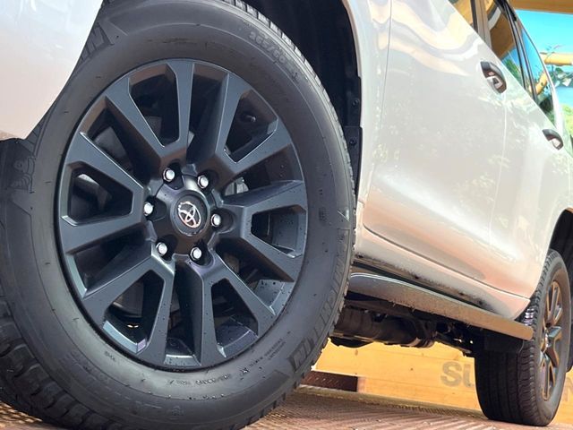 TOYOTA LANDCRUISER PRADO 2023 Image 31