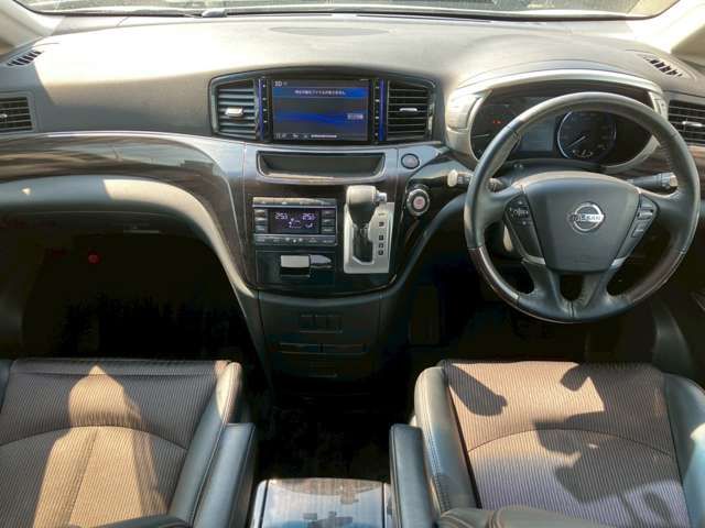 NISSAN ELGRAND 2018 Image 31