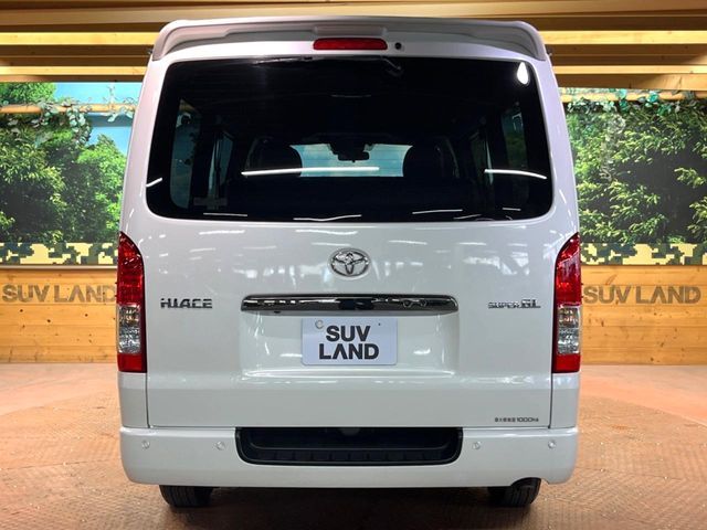 TOYOTA HIACE VAN 2WD 2024 Image 31