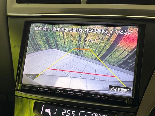 TOYOTA PRIUS ALPHA 2015 Image 31