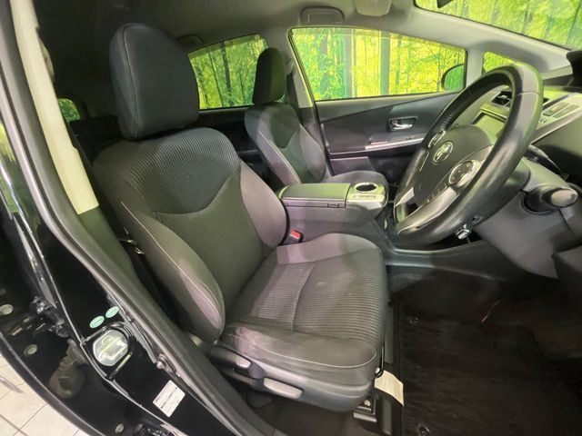 TOYOTA PRIUS ALPHA 2015 Image 31