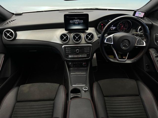 MERCEDES BENZ CLA SH 2017 Image 31