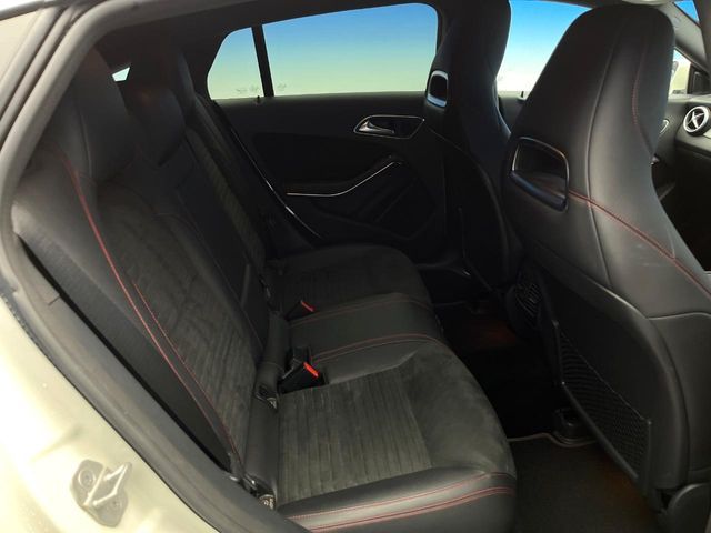 MERCEDES BENZ CLA SH 2017 Image 31