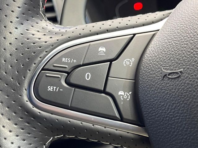 RENAULT MEGANE HATCH 2023 Image 31