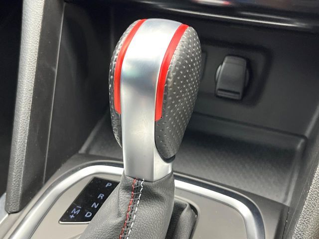 RENAULT MEGANE HATCH 2023 Image 31