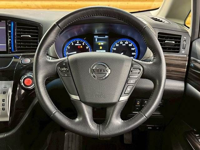 NISSAN ELGRAND 2019 Image 31