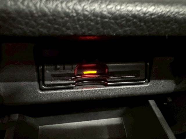 NISSAN ELGRAND 2019 Image 31