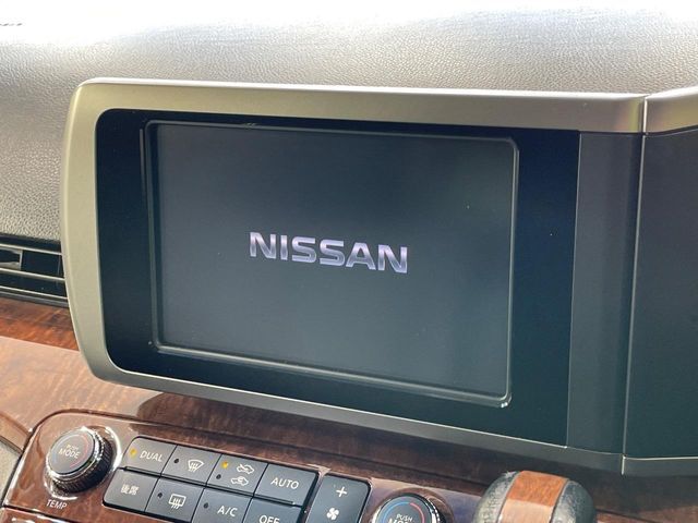 NISSAN ELGRAND 2009 Image 31