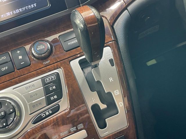 NISSAN ELGRAND 2009 Image 31