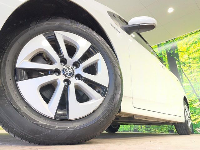 TOYOTA PRIUS 2016 Image 31