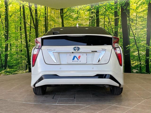 TOYOTA PRIUS 2016 Image 31