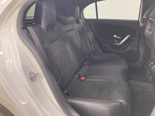 MERCEDES BENZ A CLAS 2020 Image 31