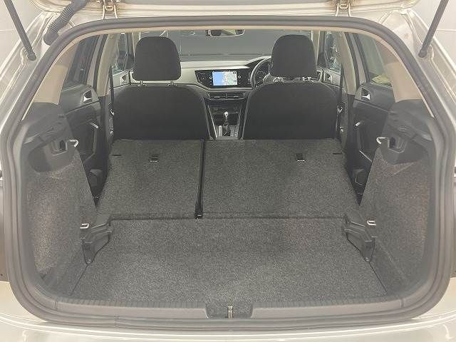 VOLKSWAGEN POLO 2018 Image 31