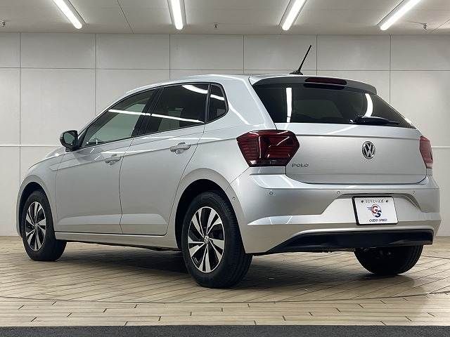 VOLKSWAGEN POLO 2018 Image 31