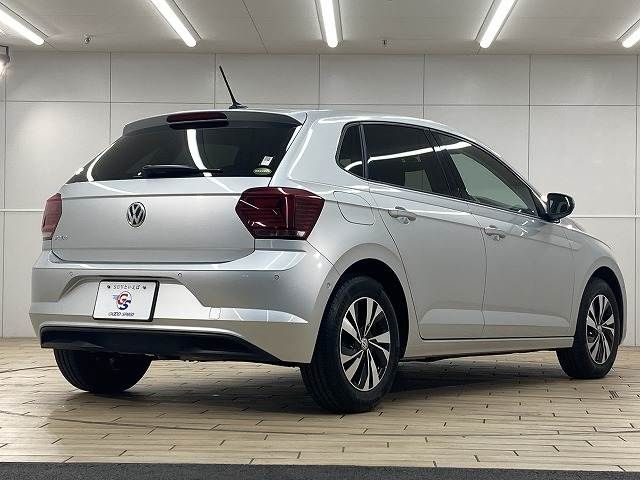 VOLKSWAGEN POLO 2018 Image 31