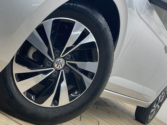 VOLKSWAGEN POLO 2018 Image 31