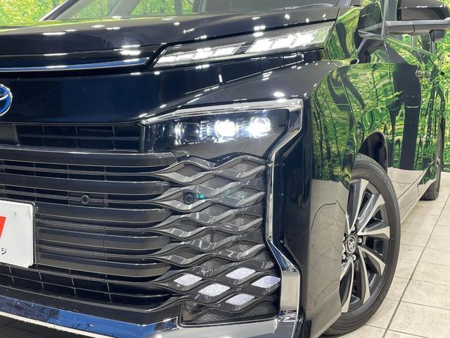 TOYOTA VOXY HYBRID 2024 Image 31
