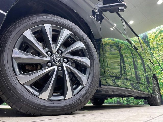 TOYOTA VOXY HYBRID 2024 Image 31