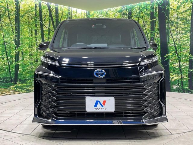 TOYOTA VOXY HYBRID 2024 Image 31