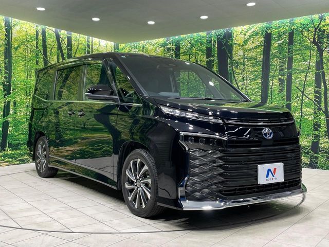 TOYOTA VOXY HYBRID 2024 Image 31
