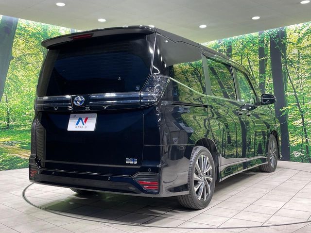 TOYOTA VOXY HYBRID 2024 Image 31