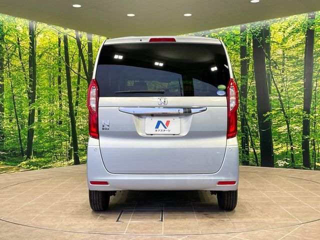 HONDA N BOX 2018 Image 31