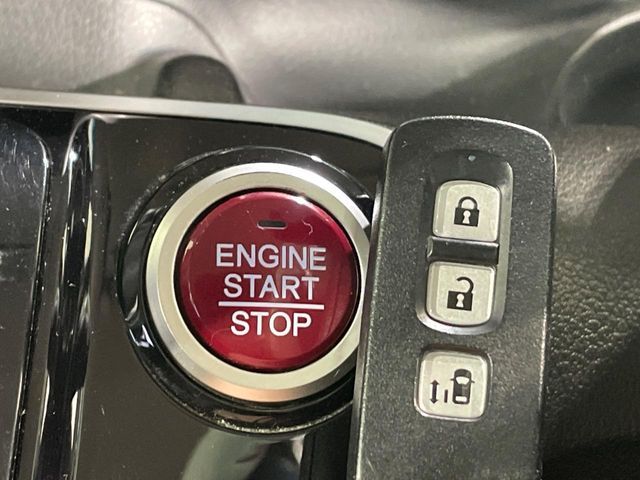 HONDA N BOX 2015 Image 31