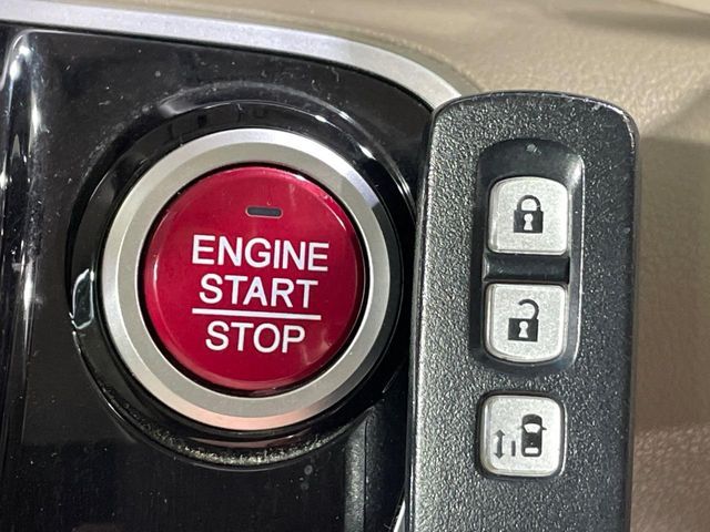 HONDA N BOX 2018 Image 31