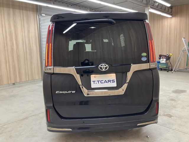 TOYOTA ESQUIRE 2019 Image 31
