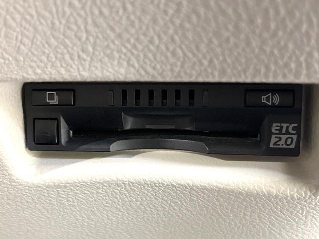 TOYOTA SIENTA HYBRID 2016 Image 31