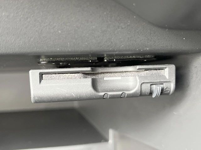 NISSAN NOTE 2015 Image 31