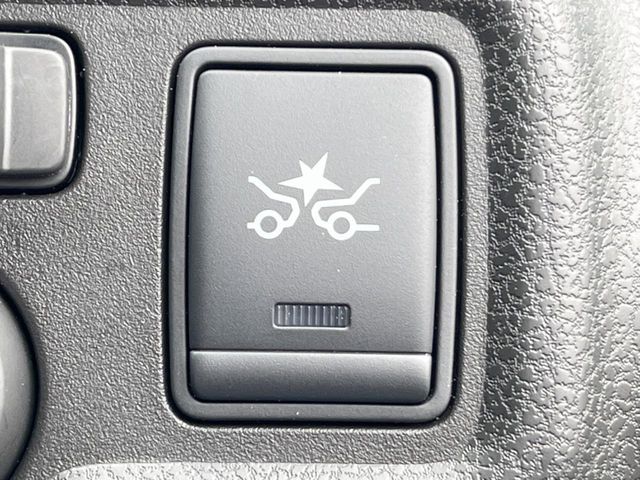 NISSAN NOTE 2015 Image 31