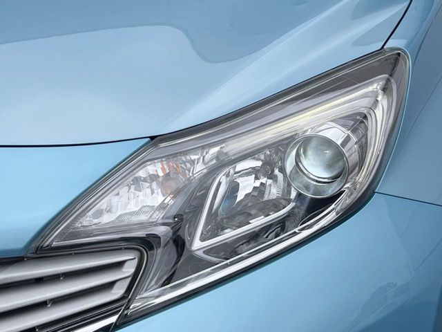 NISSAN NOTE 2015 Image 31