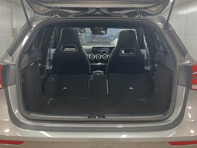 MERCEDES BENZ A CLAS 2018 Image 31