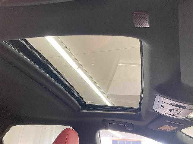 TOYOTA LEXUS RX450H AWD 2021 Image 31