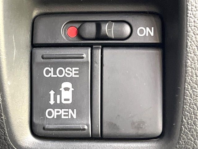 HONDA N BOX CUSTOM 2017 Image 31