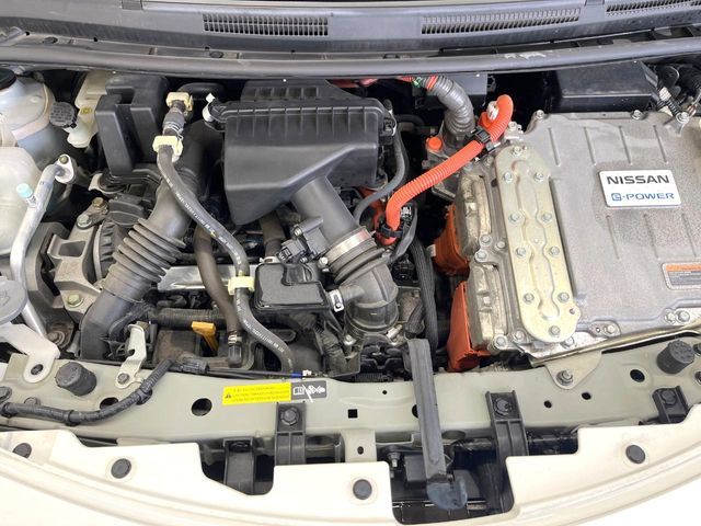 NISSAN NOTE 2017 Image 31