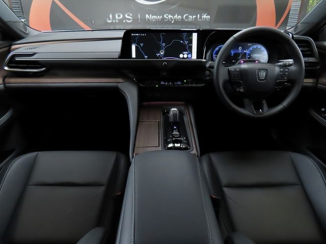 TOYOTA CROWN SEDAN 2024 Image 31
