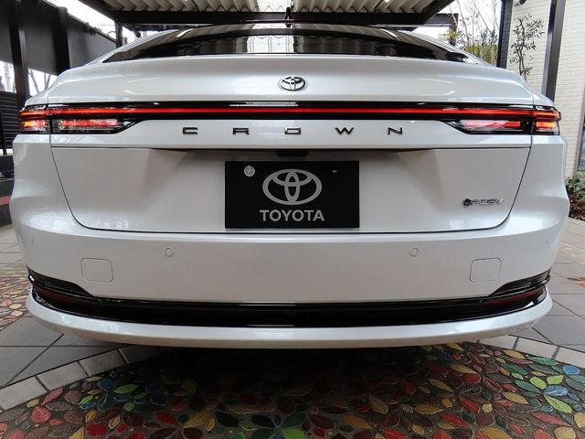 TOYOTA CROWN SEDAN 2024 Image 31