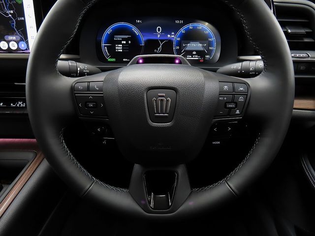 TOYOTA CROWN SEDAN 2024 Image 31