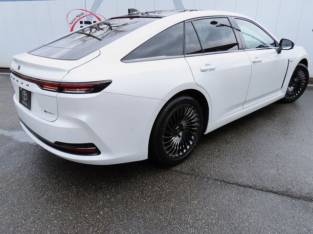 TOYOTA CROWN SEDAN 2024 Image 31
