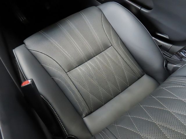 TOYOTA LEXUS LS500H 4WD 2023 Image 31