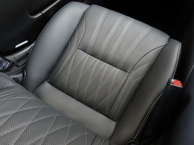 TOYOTA LEXUS LS500H 4WD 2023 Image 31