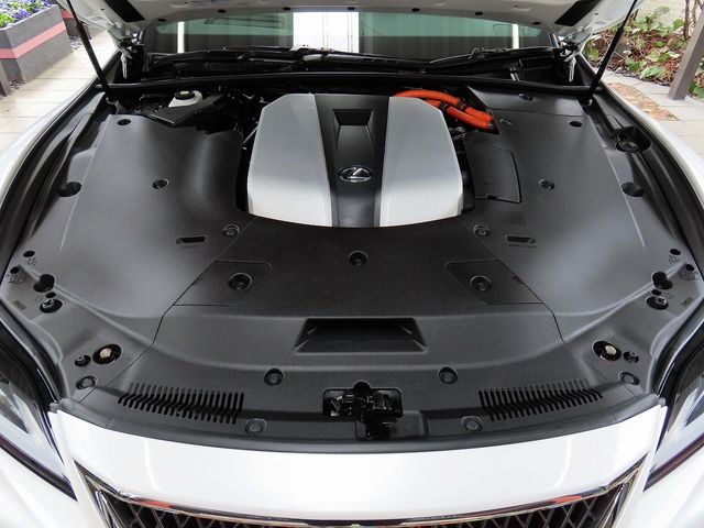 TOYOTA LEXUS LS500H 4WD 2023 Image 31