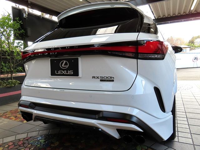 TOYOTA LEXUS RX500H 2024 Image 31