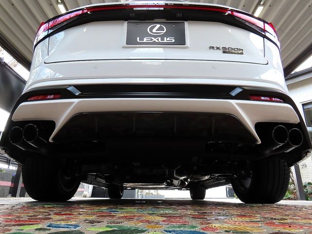 TOYOTA LEXUS RX500H 2024 Image 31