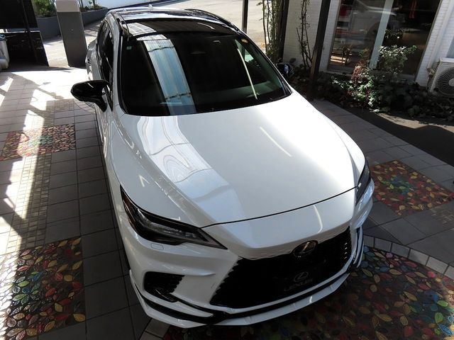 TOYOTA LEXUS RX500H 2024 Image 31