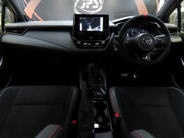 TOYOTA GR COROLLA 2025 Image 31